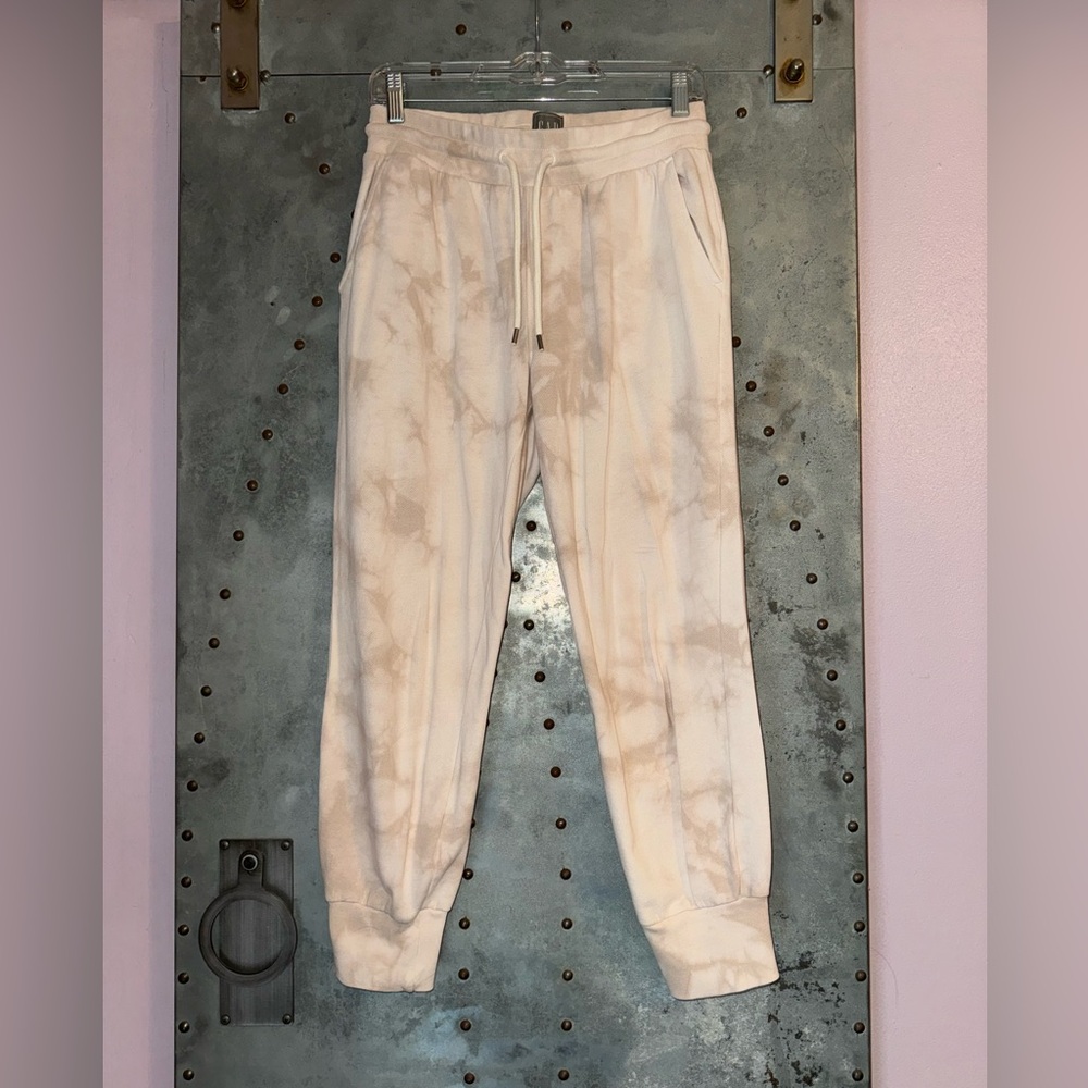 Gap Sweats small
